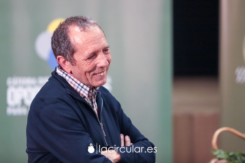 Daniel Cabanillas, autor de Quercus, Enjambre y Valhondo participó en la primera jornada de formación de Trashumancias 2.5 en Enguídanos. 