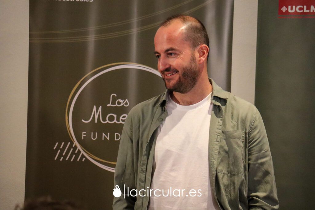 Xavier Amat Montesinos, de la Universidad de Alicante, exploró las dimensiones locales de un patrimonio universal